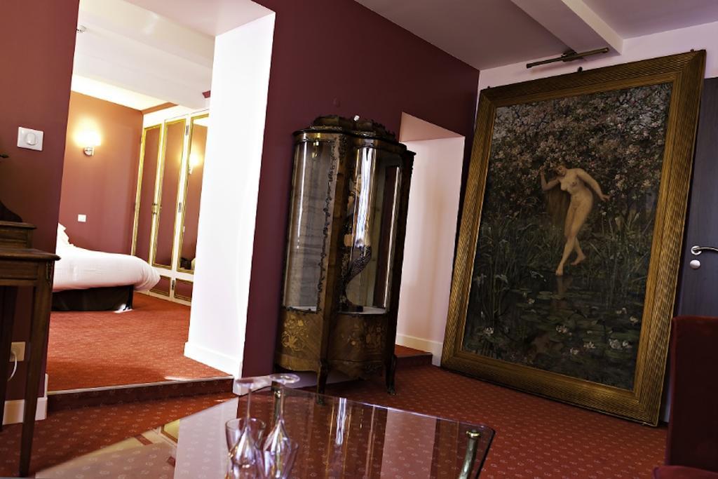 Hotel La Belle Meuniere Royat Esterno foto