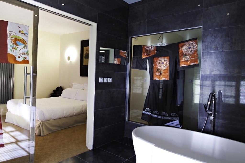 Hotel La Belle Meuniere Royat Esterno foto