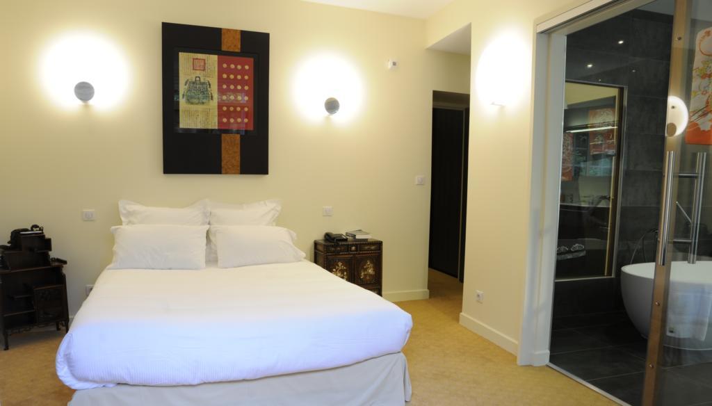 Hotel La Belle Meuniere Royat Esterno foto