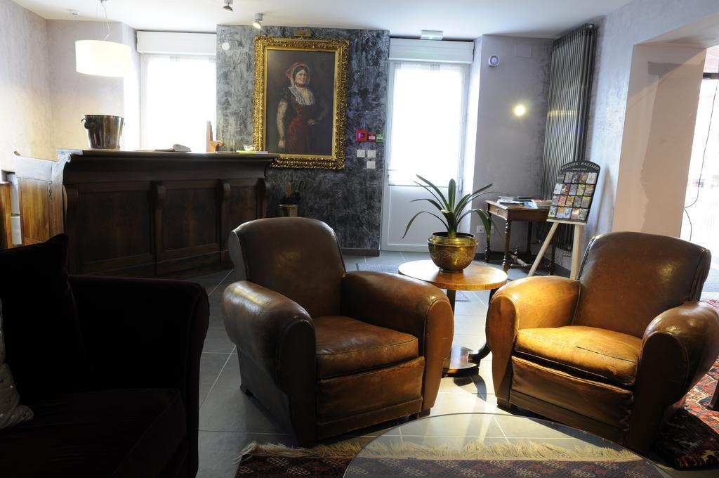 Hotel La Belle Meuniere Royat Esterno foto